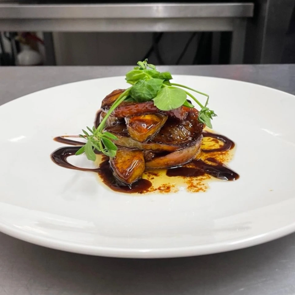 Terrine de foie gras de canard et son confit " fait maison "